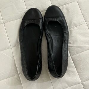 Gucci flats size 39